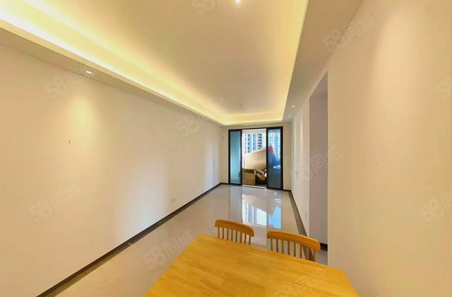 顺德碧桂园28光年3室2厅99.4㎡135万二手房图片