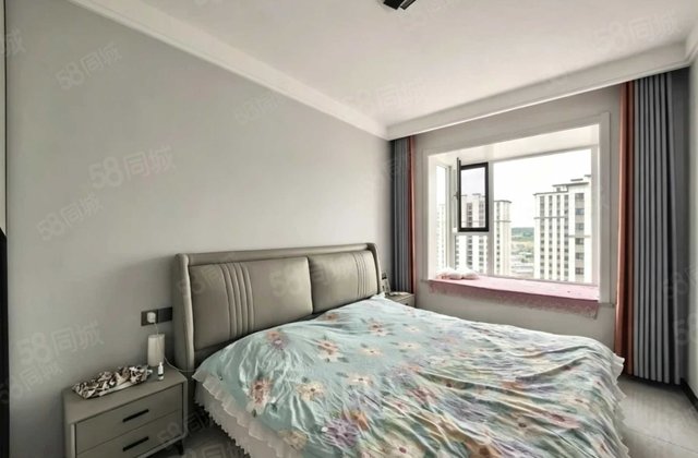 迎宾佳苑3室2厅114㎡83万二手房图片