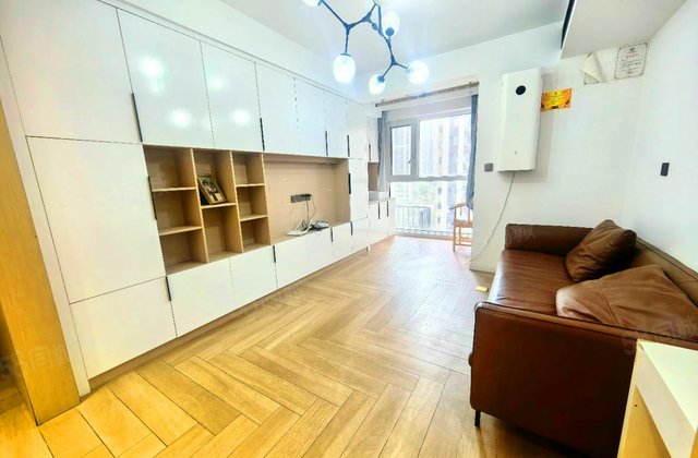 梅溪青秀(二期)4室2厅117.18㎡142万二手房图片