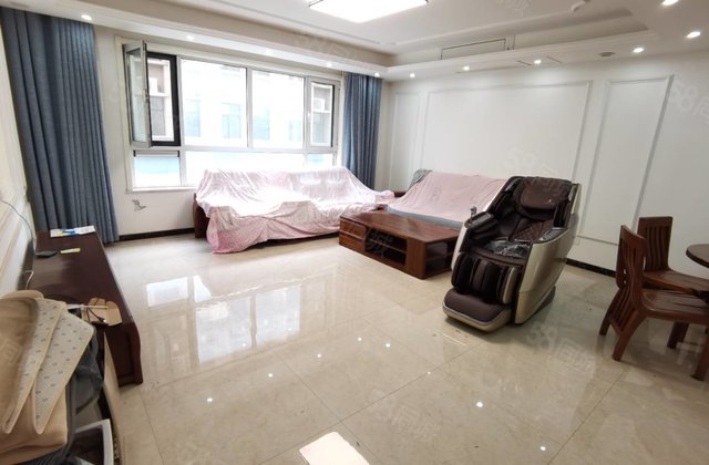 市民文化中心 昌润莲城祥荷园精装大三居 带两个车位 免大税