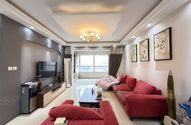 东昌丽都 三叶草户型 大三室 看房子方便免大税