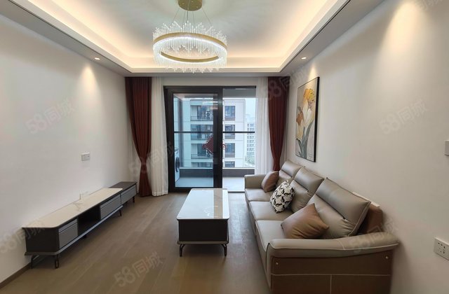 保利湖光印3室2厅113.28㎡300万二手房图片