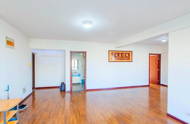 都市悦璟3室1厅150.38㎡135万二手房图片