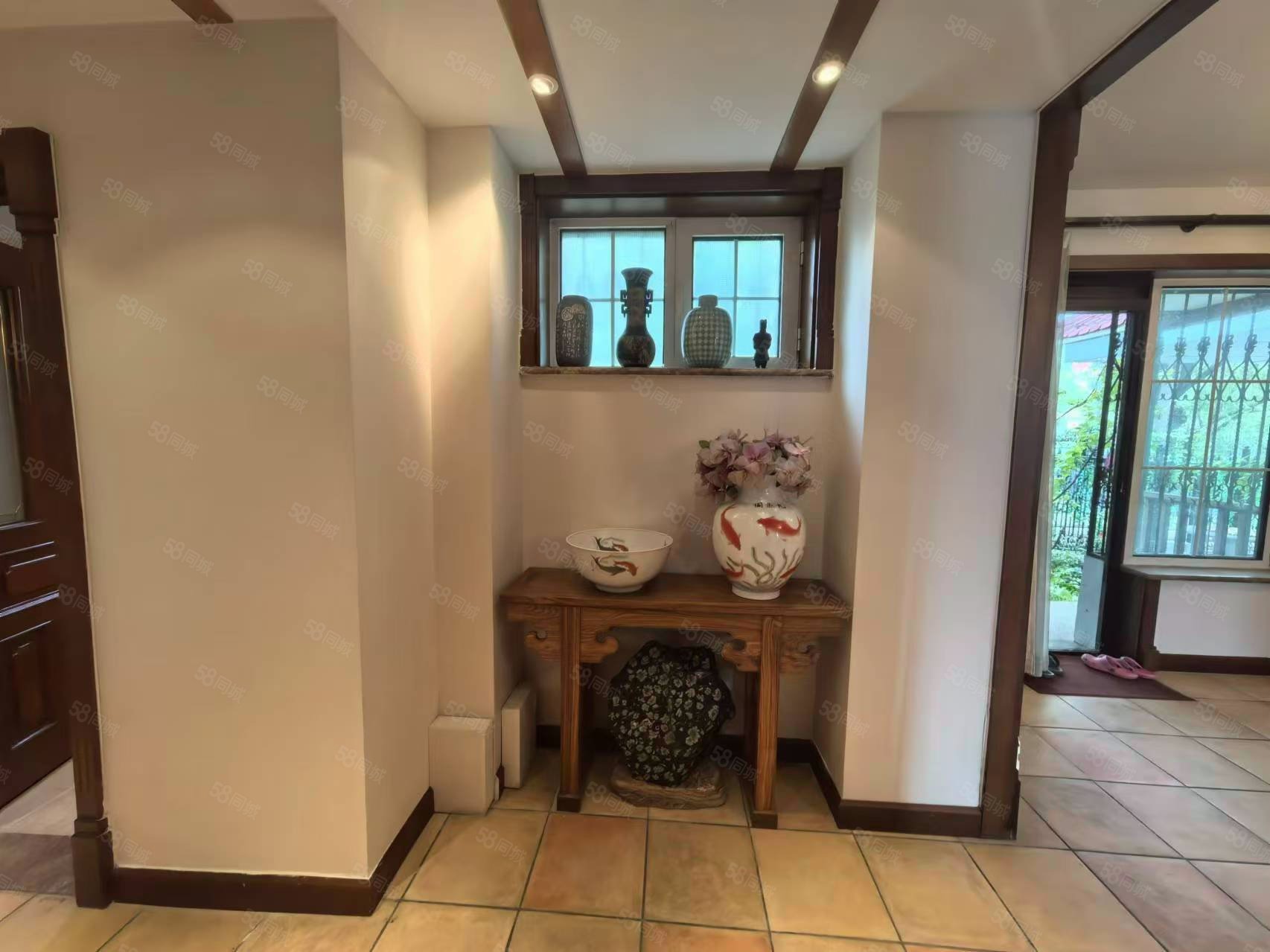 舜澤園(別墅)6室3廳3衛(wèi)230㎡東西550萬(wàn)