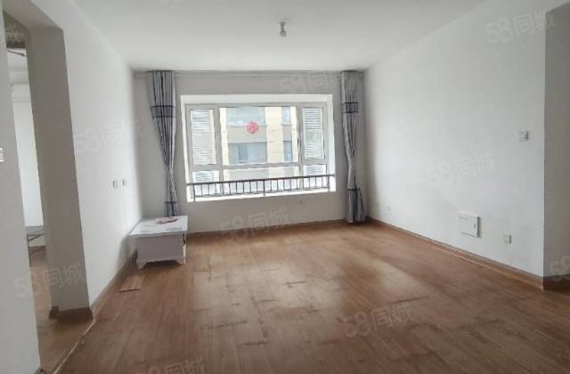 民生凤凰城电梯房边户车位和储藏室免大税