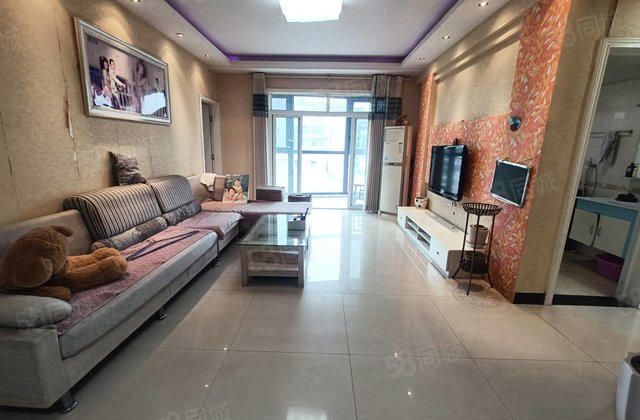 大都会广场3室2厅2卫124㎡南北77.8万