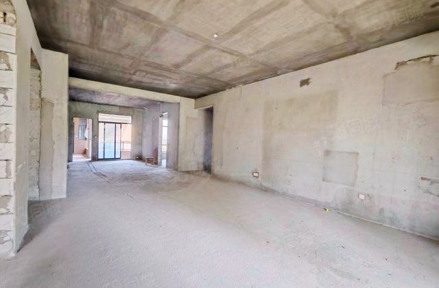 宏鼎海山壹号4室2厅269.28㎡438万二手房图片