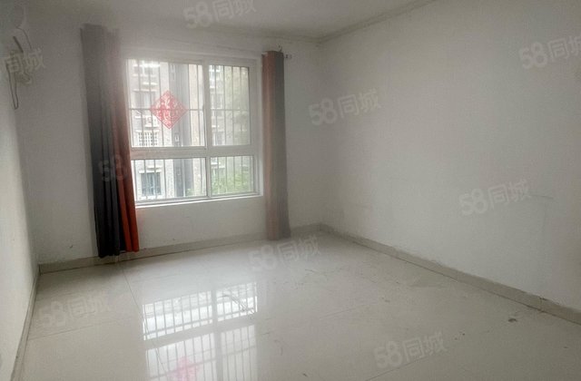 新东方名人苑三期 双卫格局 配套成熟 好楼层 采光好 密度低