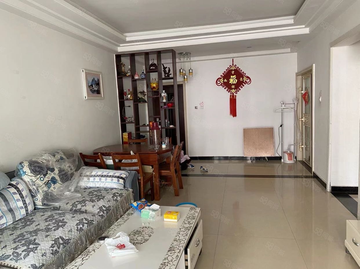 巨人印象小区3室2厅2卫116.47㎡南北58万