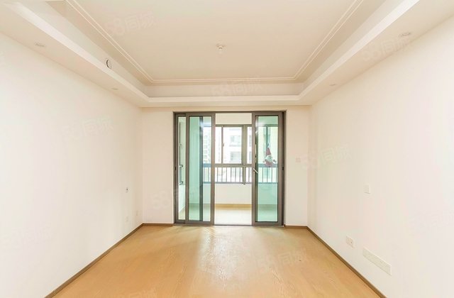 时代领峯(C区)4室2厅110㎡200万二手房图片