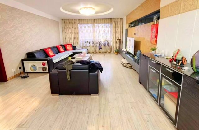 高新怡众名城3室2厅152.35㎡79.5万二手房图片