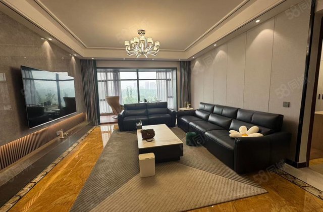 精装四室，带双车位，好楼层