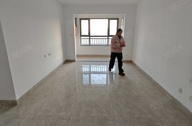 徒骇河西邻 莲湖新城 交房未住 免大税 带车位 储藏室