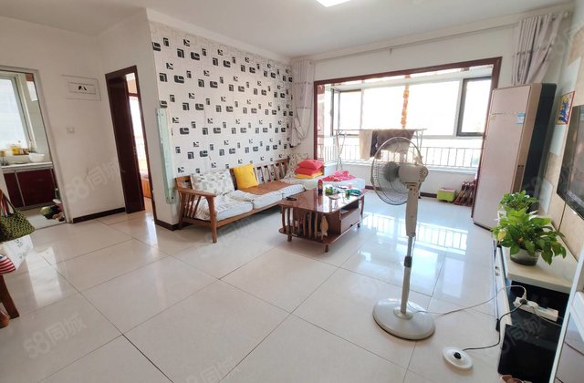 急售一口价！东边户！送车位！阿卡迪亚 三室两厅两卫 免大税！