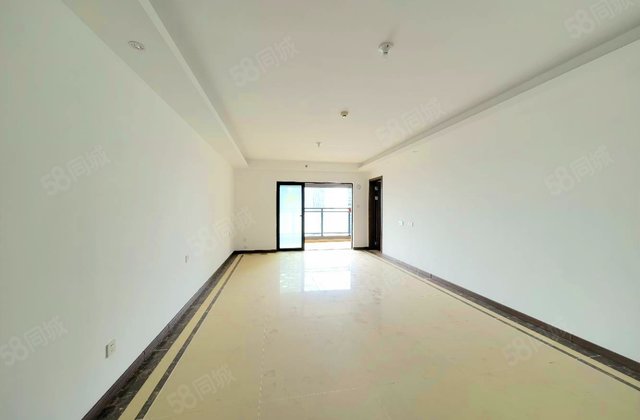 万科金域中央4室2厅126.31㎡117.8万二手房图片