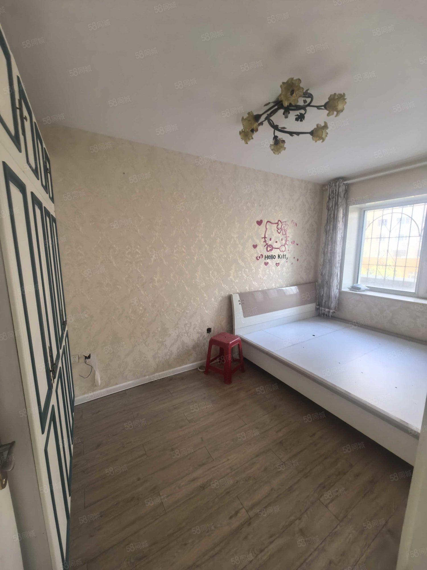 东盛大厦2室1厅1卫70.61㎡南30万