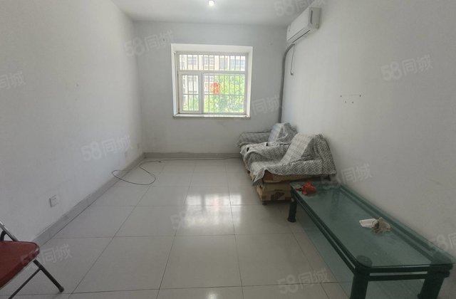 一实验洋房，两室 边户，南北通透户型，南湖新城付庄路庄，送储