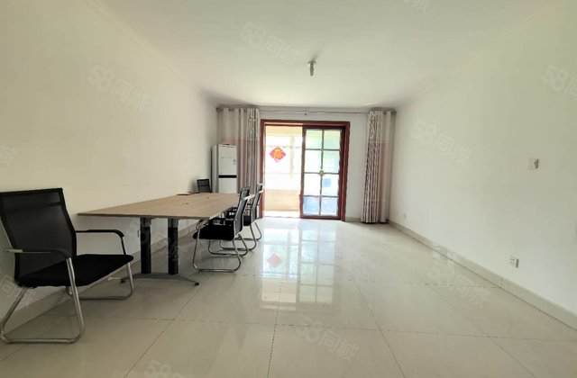 新一中对过 电梯洋房 三叶草户型 三室双卫 公摊小 送车位储