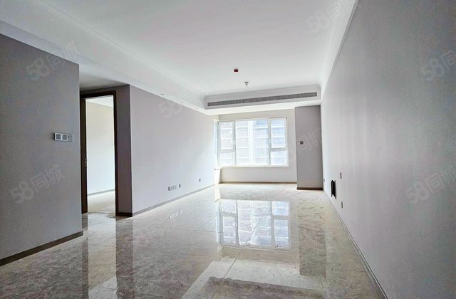 融创宸阅和鸣3室2厅113㎡145万二手房图片