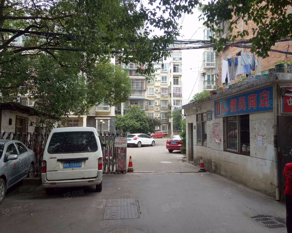 隆昌小区图片