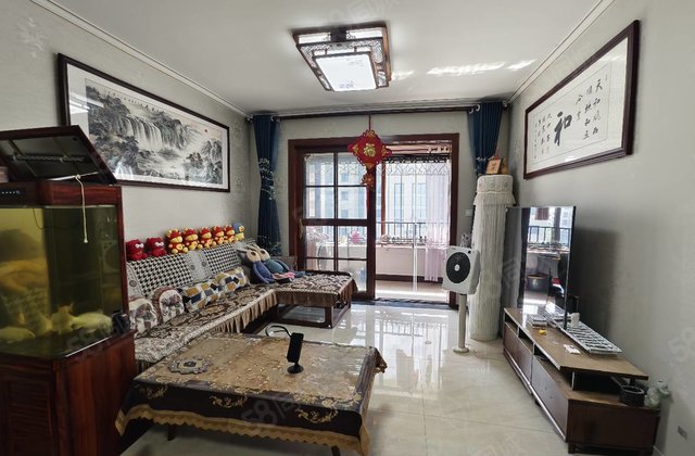 东关国际东区商品房 精装三室 文轩！带车位储藏室免大税！