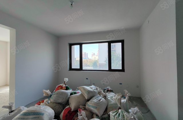 恒信新悦3室2厅95㎡52万二手房图片