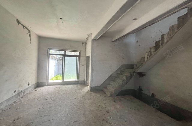 观唐温泉国际度假村3室2厅199㎡133万二手房图片