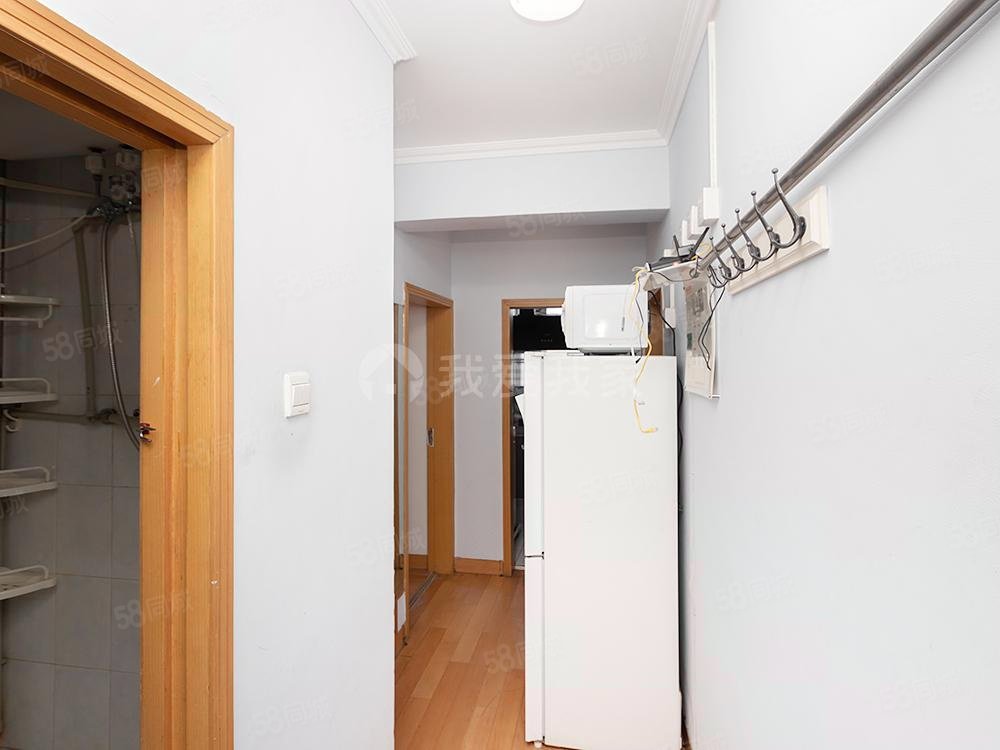 沙灘后街55號院3室1廳1衛(wèi)56.43㎡東南590萬