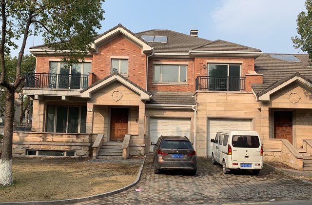 金山二手房  朱泾二手房