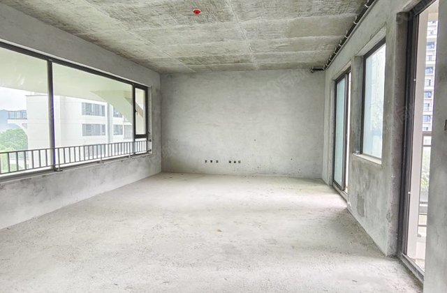 万景玺悦4室2厅191㎡127.8万二手房图片