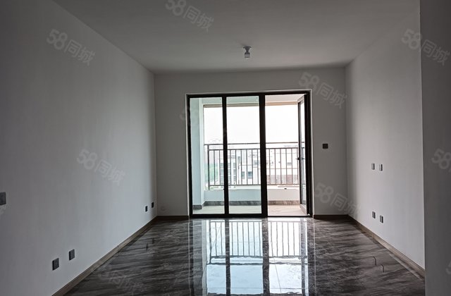 急 一实验本部 财信学府印象 三居 无遮挡 送车位储 总价低