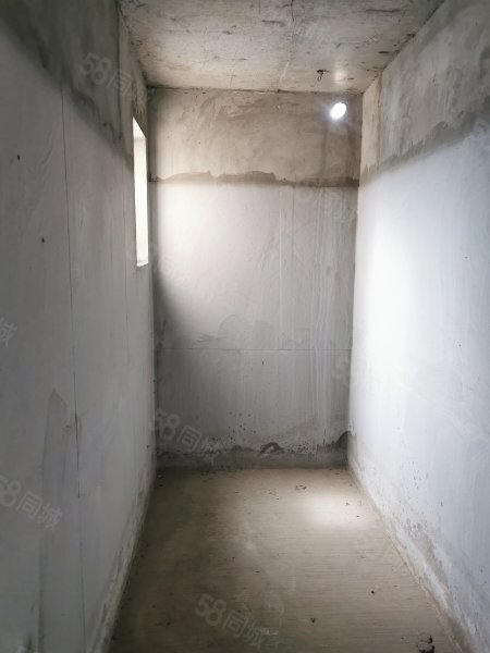 领地凯旋广场3室2厅2卫105㎡南北53.8万