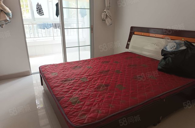 老文轩一中外国语广电小区 一楼