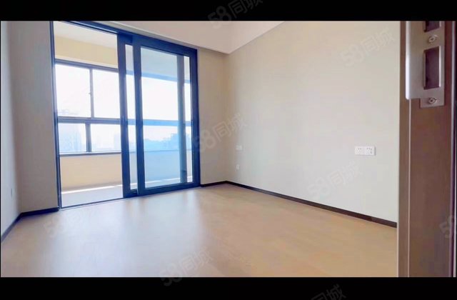 观枫四季花园3室2厅124.25㎡357万二手房图片