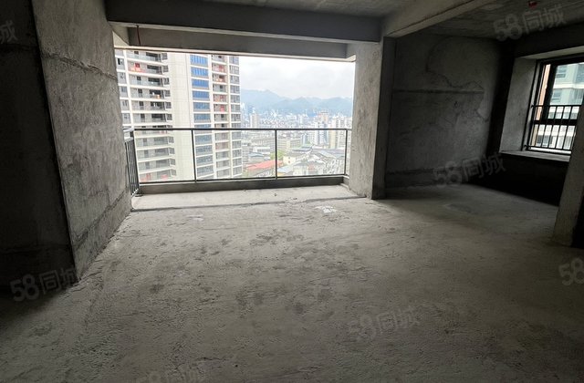 康城龙悦3室2厅105㎡138万二手房图片