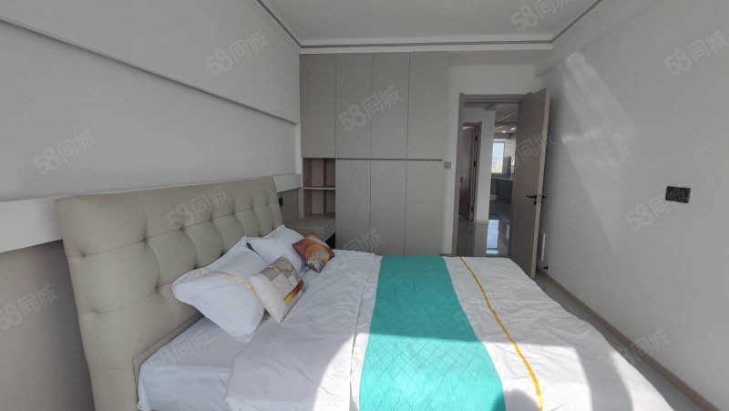 银鑫花园2室2厅1卫115㎡南北65.8万