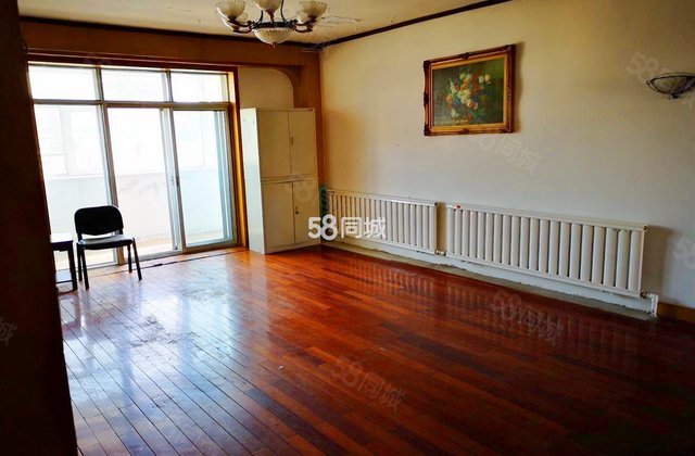 信义新区3室2厅151.75㎡68万二手房图片