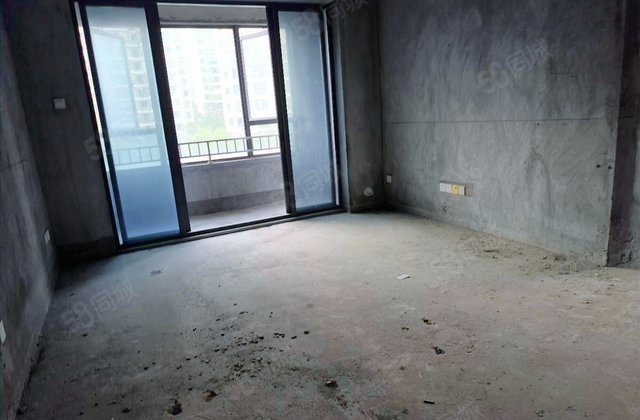 兴东花园2室1厅85㎡118万二手房图片