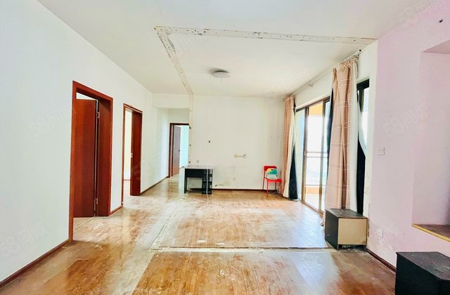 绿地468公馆三期3室2厅101㎡204万二手房图片