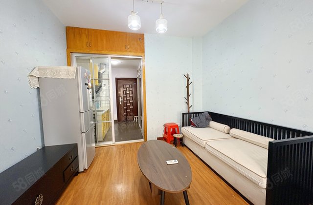 万科魅力之城1室1厅44㎡26.8万二手房图片