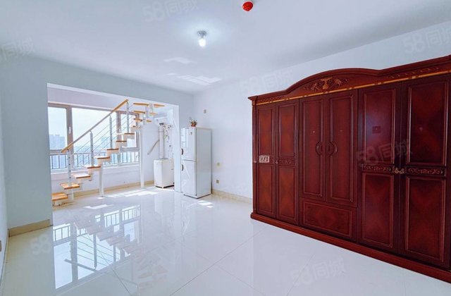 急售，电梯阳光房，东边户，双车位，人车分流新一中民生润景苑。