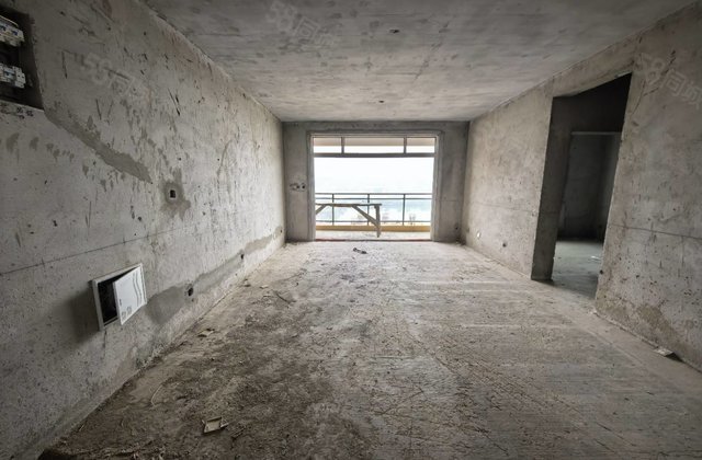 圣海天鹅湖畔(别墅)3室2厅107㎡29.8万二手房图片