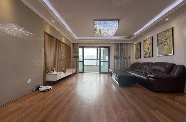 华强城卡塞雷斯(三期)4室2厅170㎡98万二手房图片