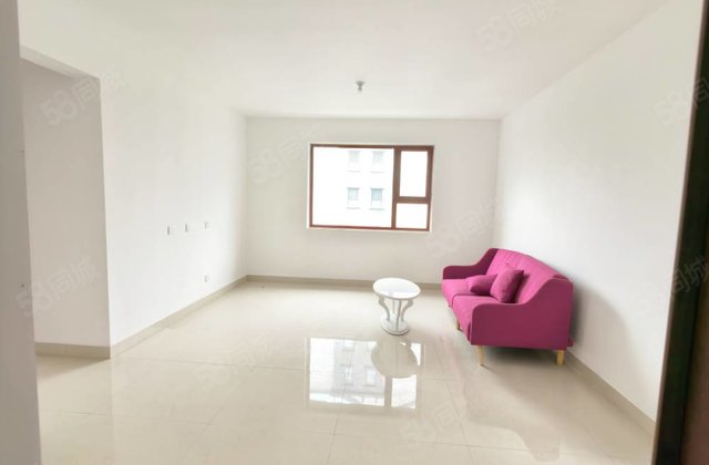 新出边户 洋房中上层 公摊小 户型正