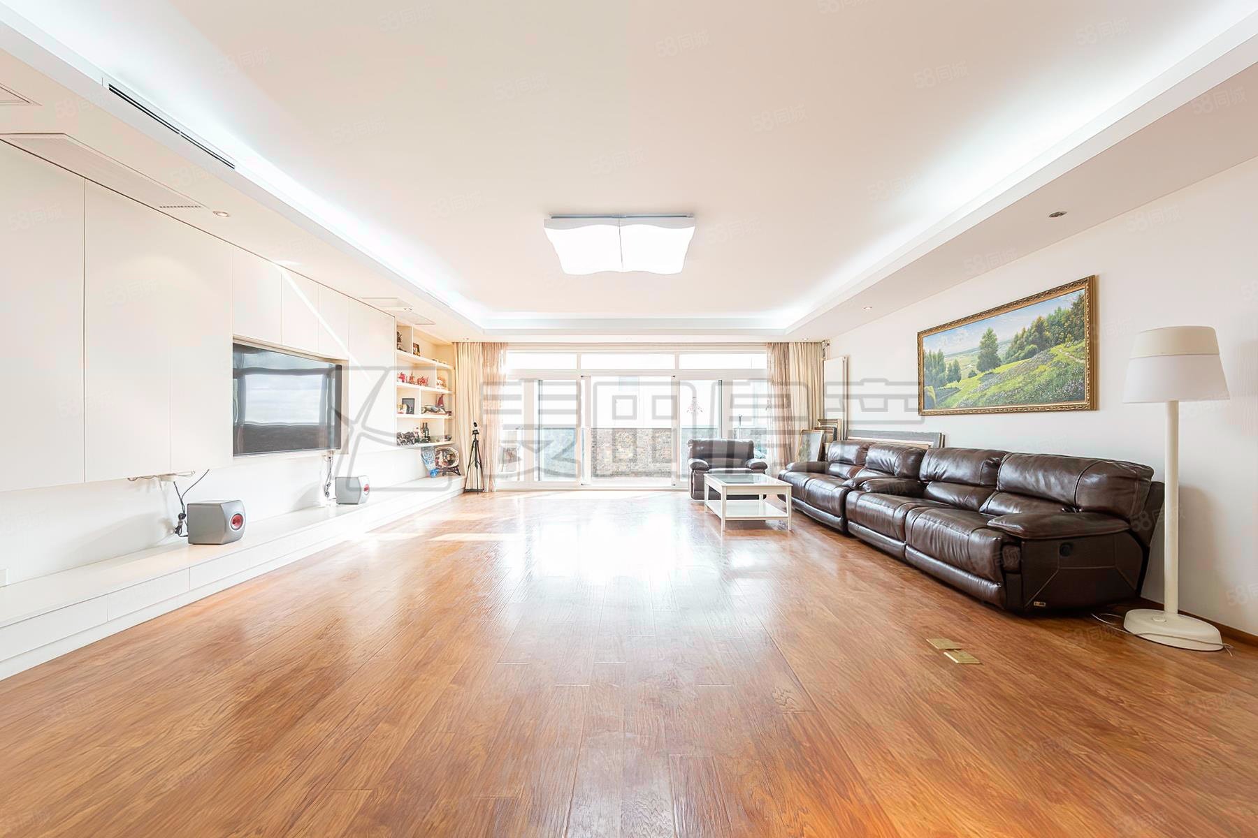 朱雀門小區(qū)4室2廳3衛(wèi)326.02㎡南北4800萬(wàn)