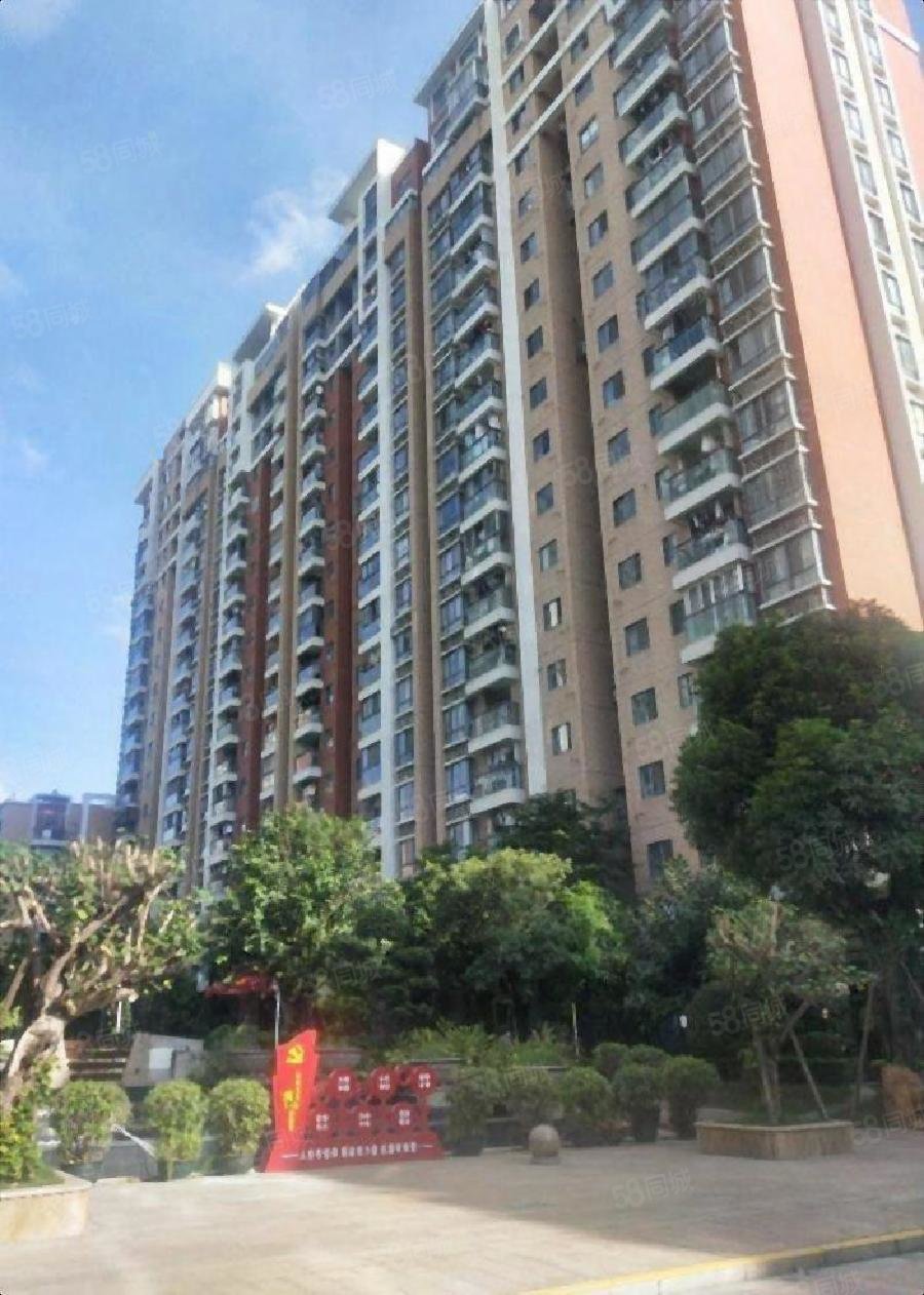 天华美地 4楼 正园心东南三面采光 正规3房带储藏室带双阳台