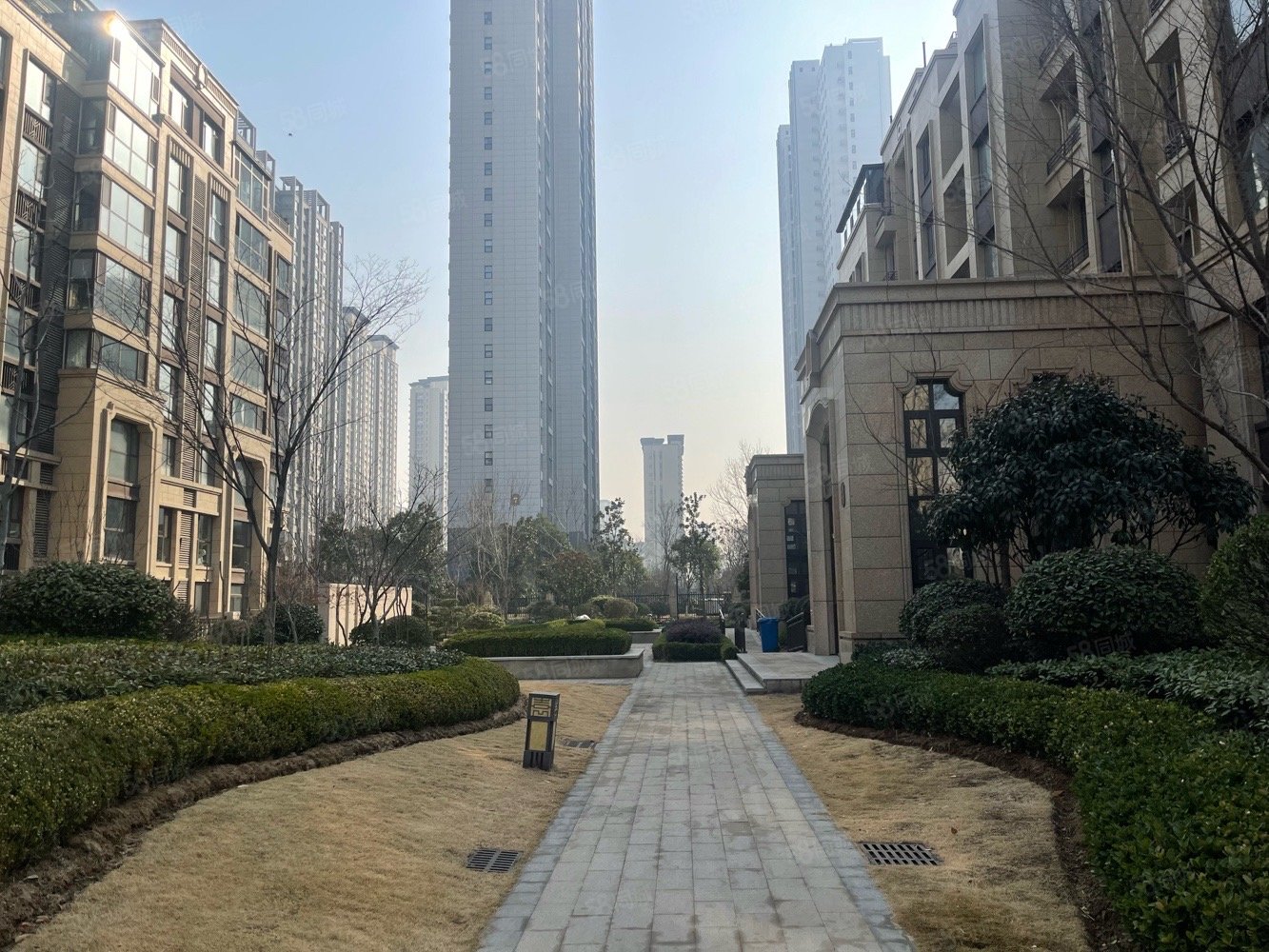 灏园3室2厅2卫117.88㎡南北215万