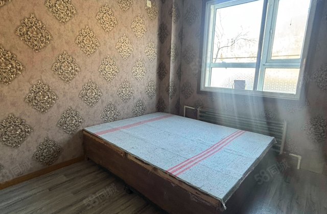 龙祥家园2室1厅58.4㎡33万二手房图片