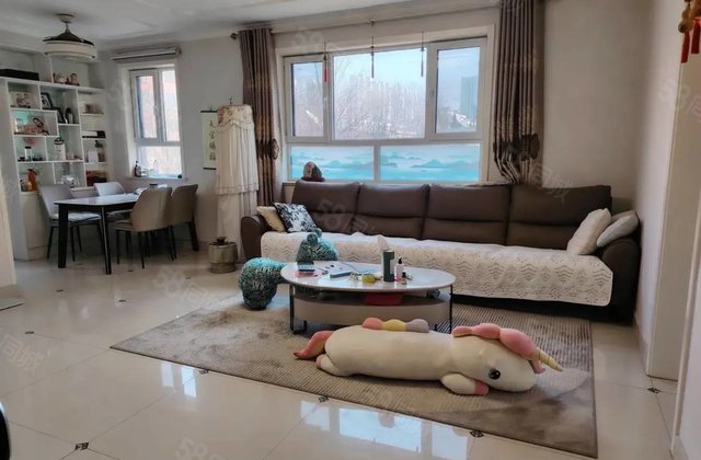 急售图腾丰泽园精装电梯洋房145平4室2卫边户送车储110万