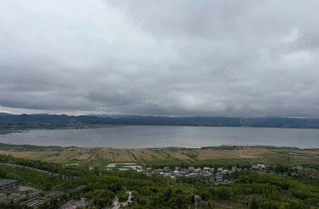 金岭蓝湾4室2厅134.16㎡58万二手房图片